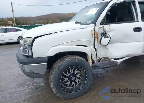 2004 Chevrolet Silverado 1500 Z71 z USA, uszkodzony, nr VIN 2GCEK19T241289301